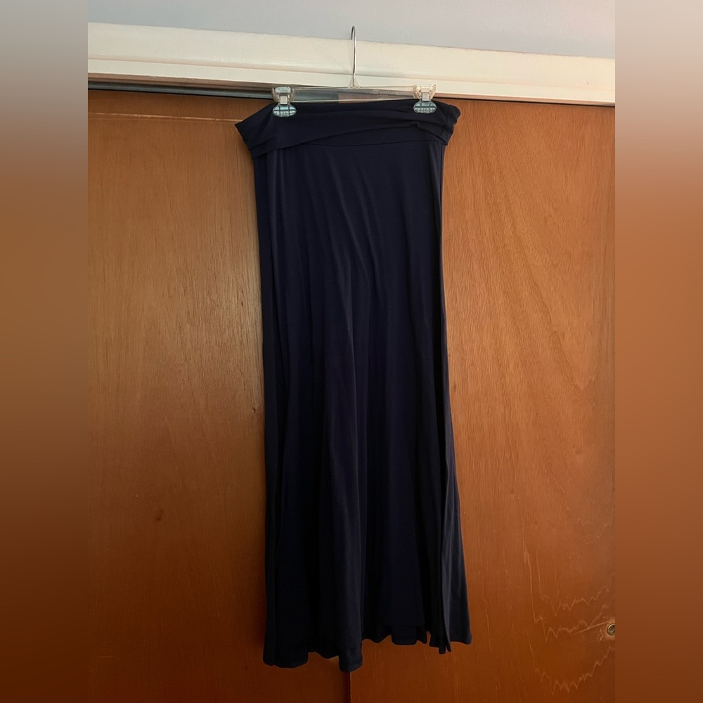 Navy blue LuLaRoe Maxi skirt medium